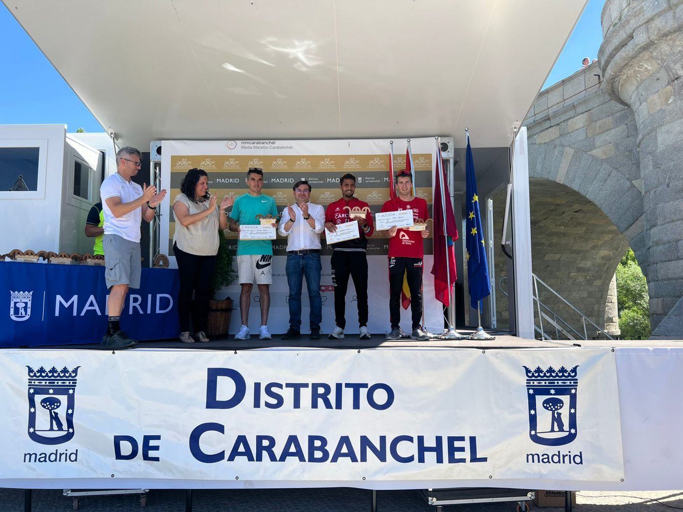 podio media maratón carabanchel